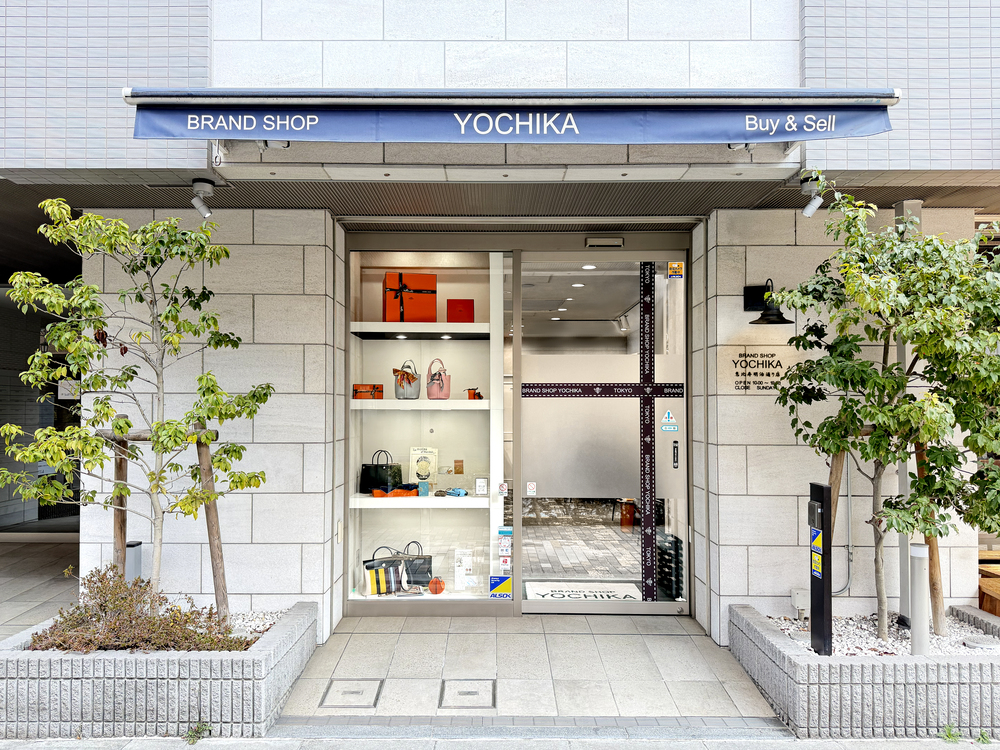 ブランドショップYOCHIKA恵比寿明治通り店の店舗外観