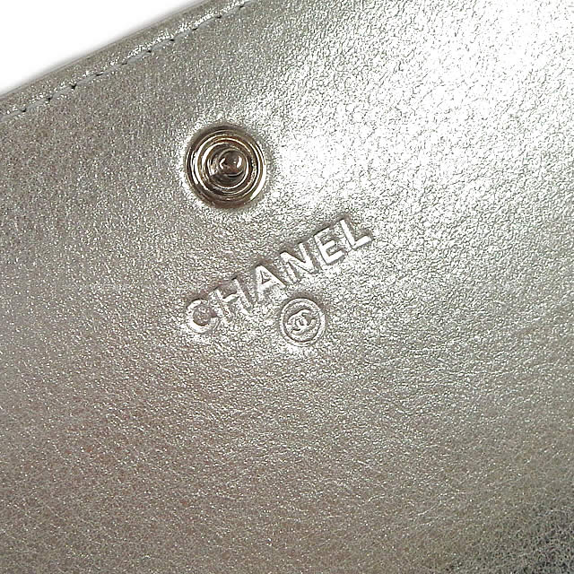 CHANEL シャネル パイピング バイカラー マトラッセ ファスナー付 長財布 黒Xゴールド ラムスキン A83279 新品