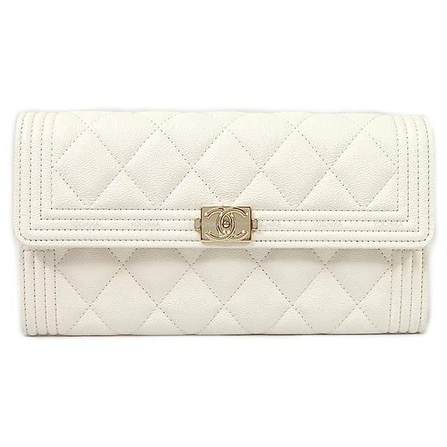 CHANEL シャネル ボーイシャネル マトラッセ フラップ 長財布 白 