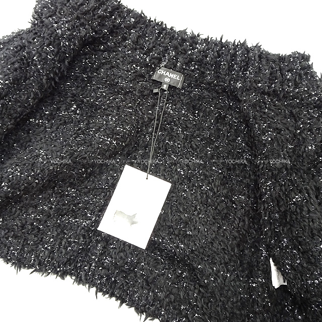 黒いボタン付きケープコート　CHANEL CREATHONS 黒いボタン付きケープコート CHANEL CREATHONS