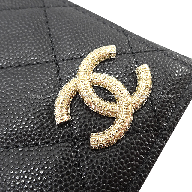 【2024/25年メティエダール】CHANEL パスポートケース CHANEL メティエダールコレクション 2024/25気になるもの