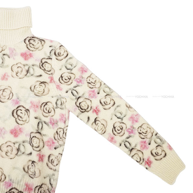 【極小入荷】CHANEL ココネージュ限定 カメリア柄 ブルゾン 極小入荷】CHANEL ココネージュ限定 カメリア柄 ブルゾン