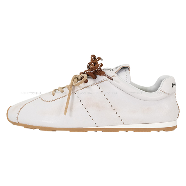 もも様　MIU MIU ／ホワイトレザー メタリックトゥシューズ24 もも様 MIU MIU ／ホワイトレザー メタリックトゥシューズ24