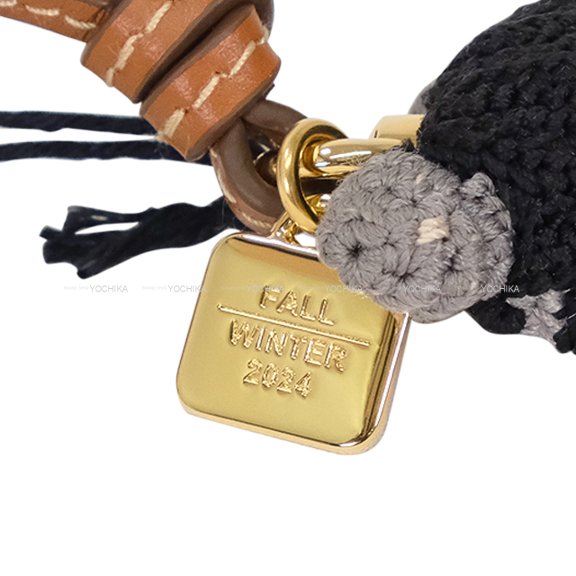 ☆MIU☆買い専門 2024年 秋冬 Miu Miu ミュウミュウ バッグチャーム サングラス