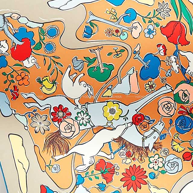 箱付き　Hermes　エルメス　スカーフ　カレ　ベージュ エルメス スカーフ カレ45 ゴールド ベージュ SILK100% 箱