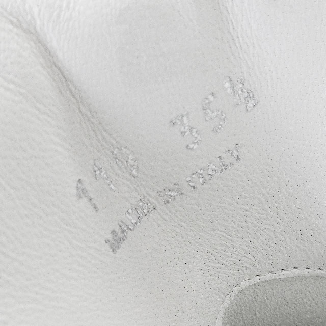 PRADA プラダ スニーカー モノリス 厚底 ロゴプレート 白 (ホワイト