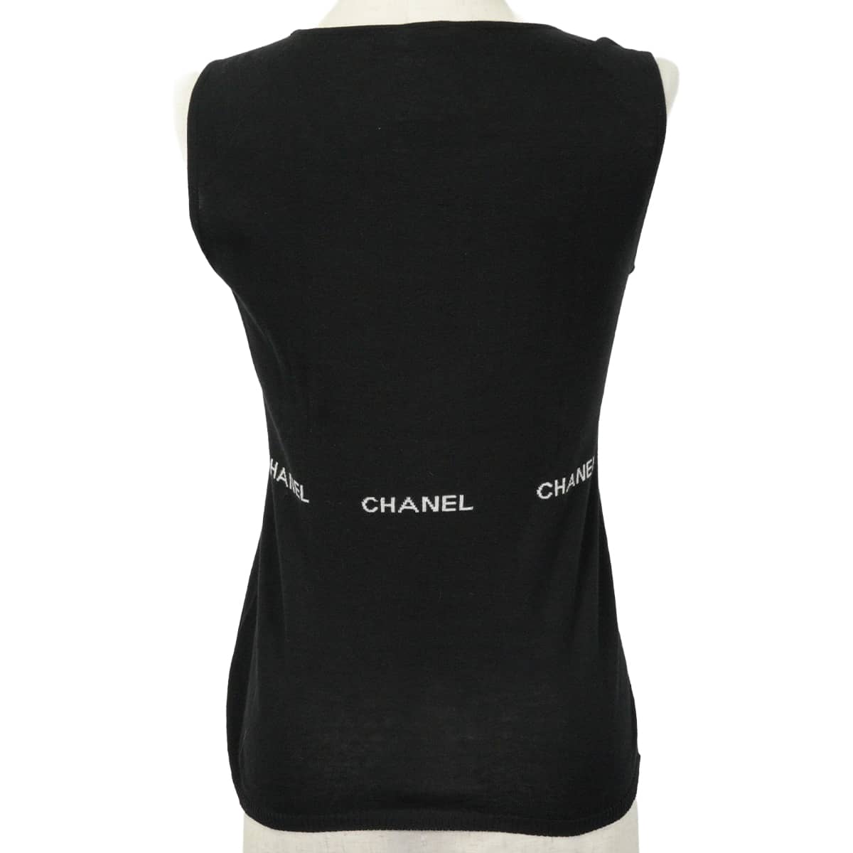 CHANEL ロゴリピート ノースリーブ タンクトップ 伸縮性 黒 34 XS 2024年春夏 CHANEL シャネル トップス ノースリーブ ロゴ 黒 (ブラック
