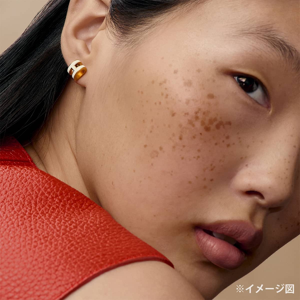 HERMES エルメス ピアス ミニ ポップアッシュ イヤリング 白 (ホワイト